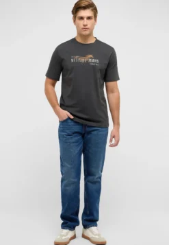 T-Shirt Style Austin