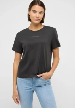 T-Shirt Style Floris