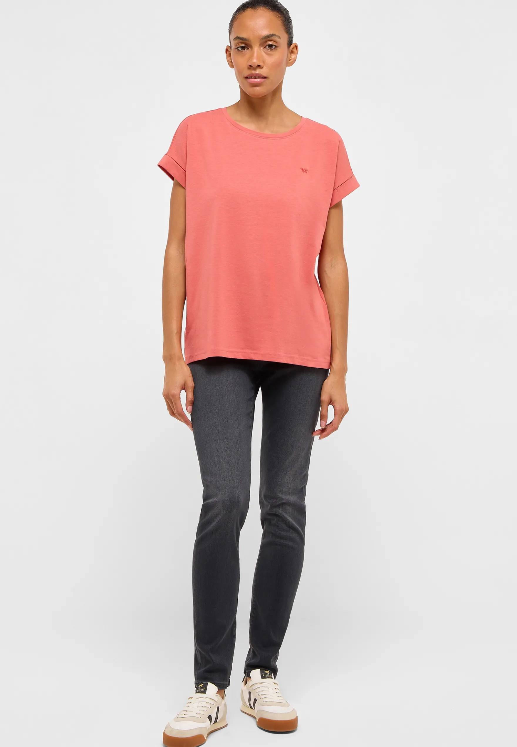 T-Shirt Style Lesley