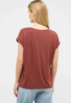 T-Shirt Style Lesley