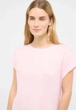T-Shirt Style Lesley