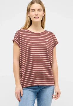 T-Shirt Style Lesley