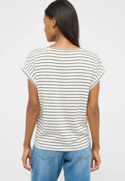 T-Shirt Style Lesley