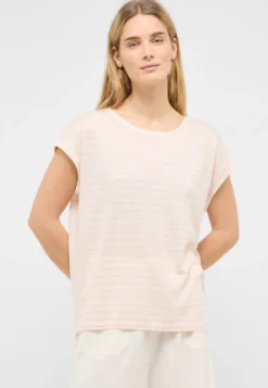 T-Shirt Style Lesley