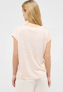 T-Shirt Style Lesley