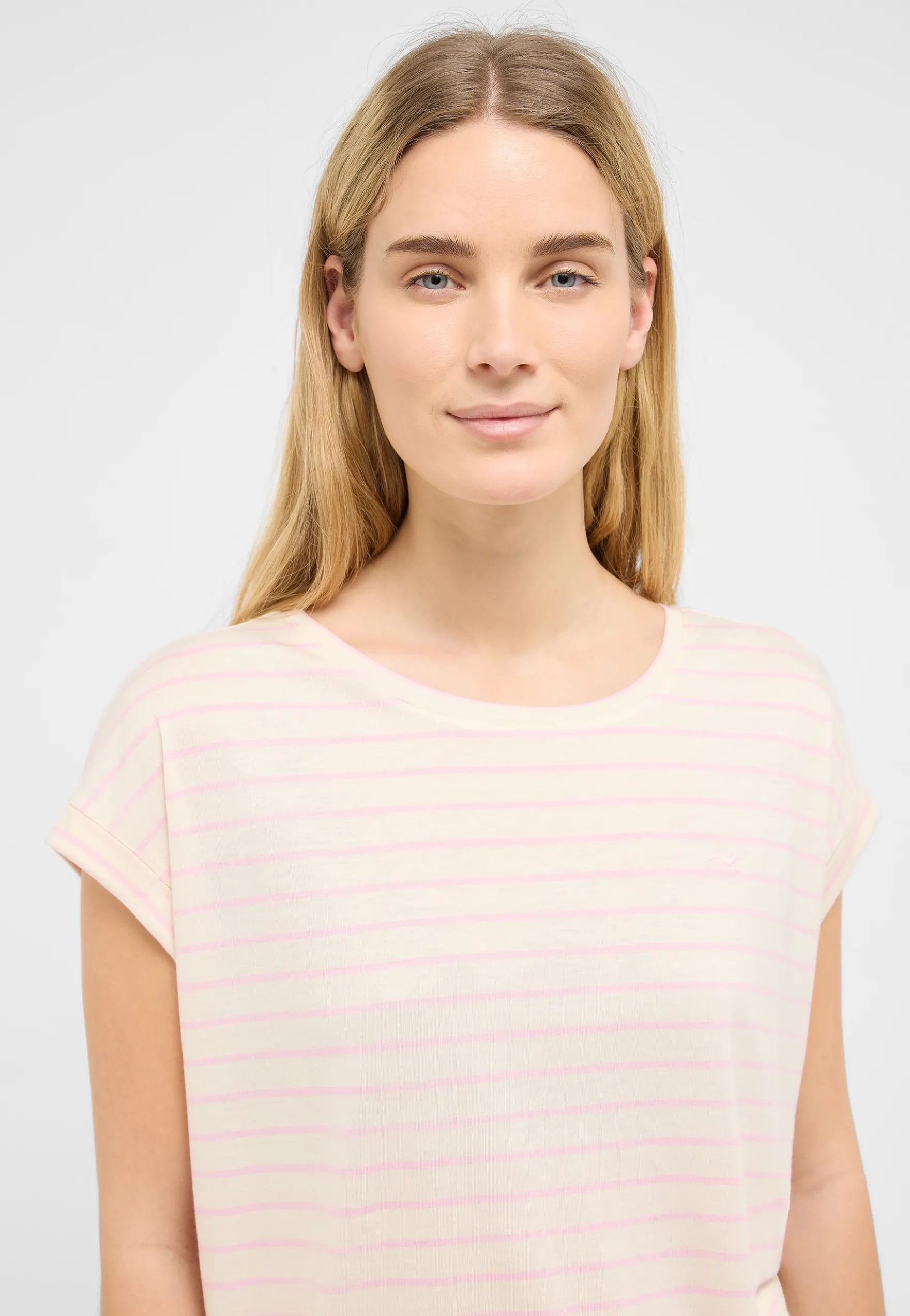 T-Shirt Style Lesley