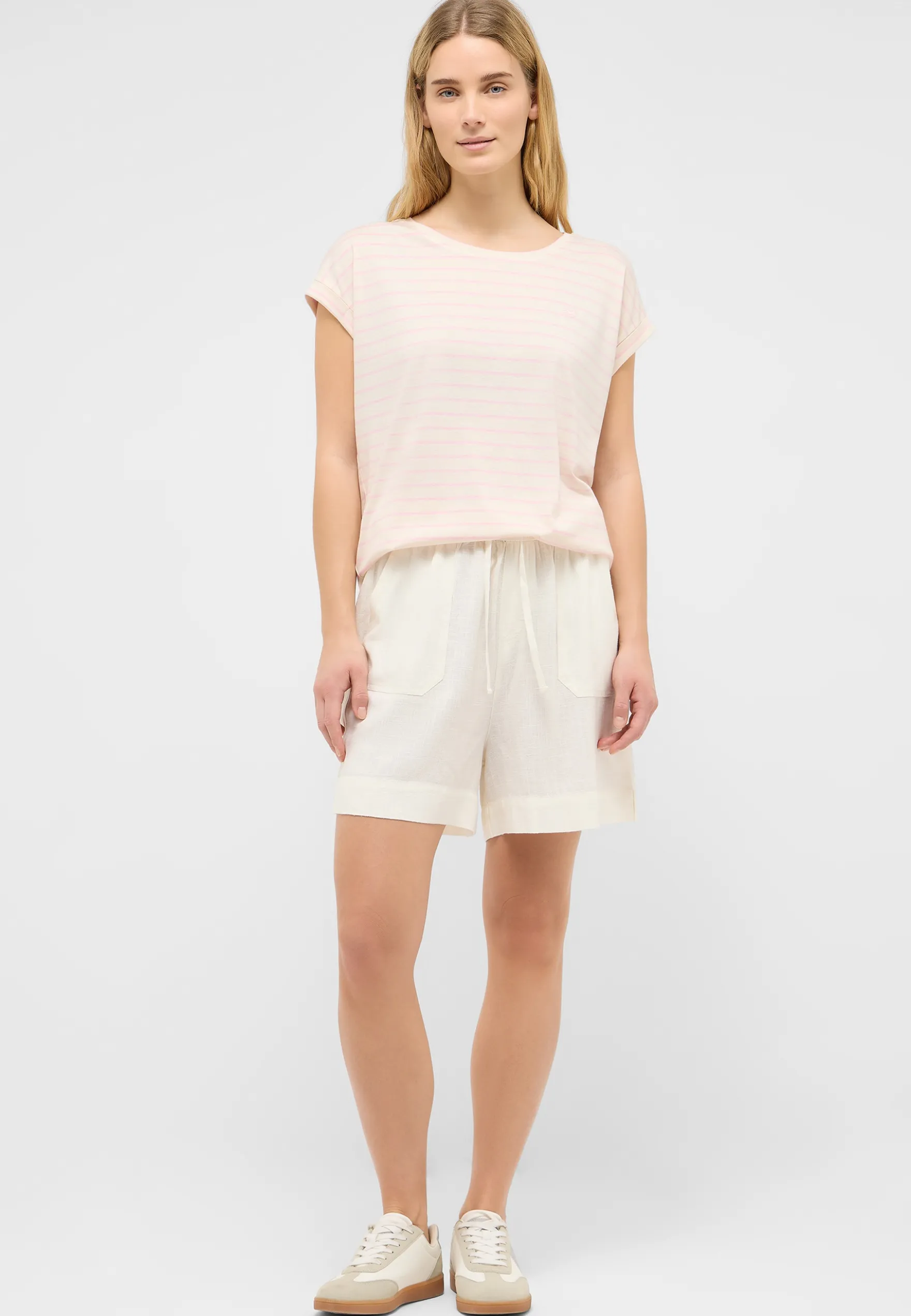 T-Shirt Style Lesley