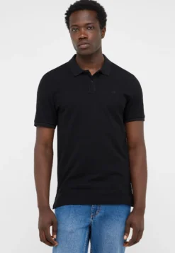 T-Shirt Style Pierre