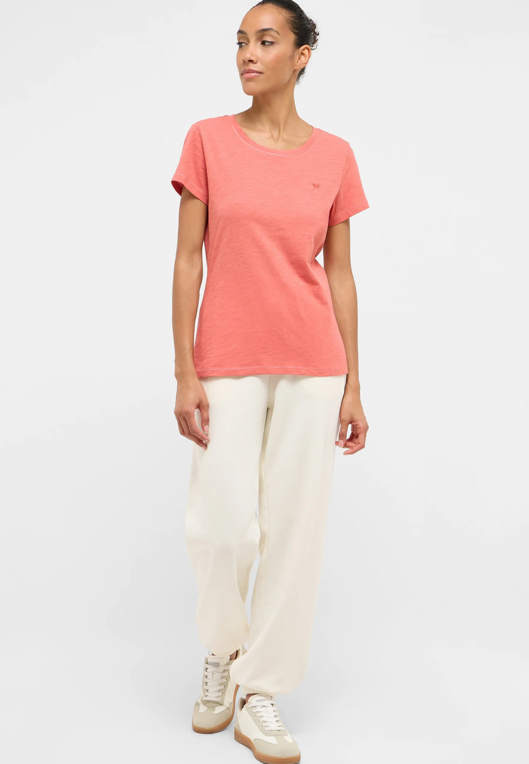 T-Shirt Style Winona