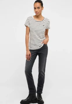 T-Shirt Style Winona
